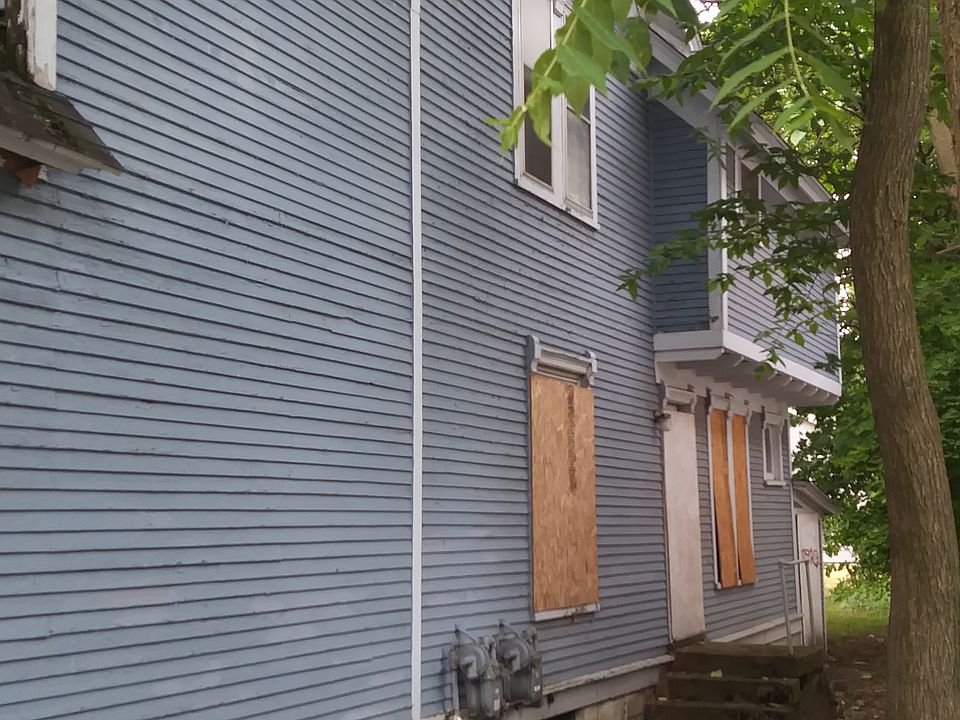 2nd image of 1407 Union Ave SE