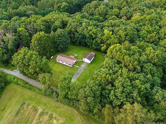 2nd image of 133 Powder House Rd
