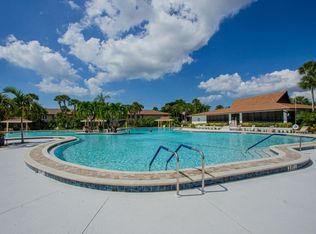 4230 Jack Frost Ct APT 4, Naples, FL 34112