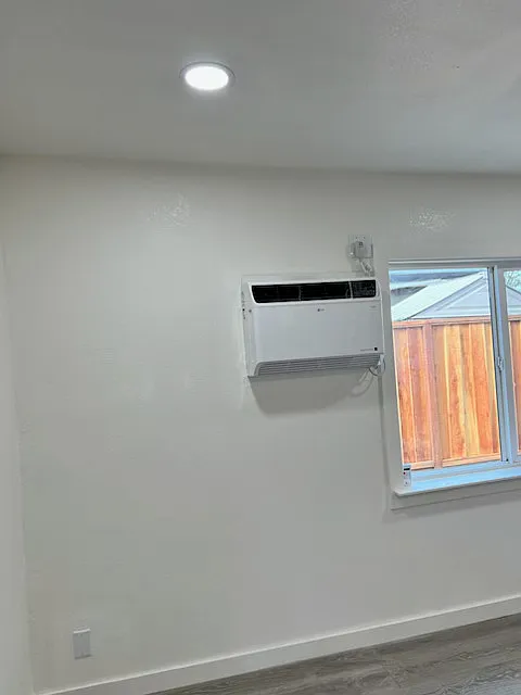 1 bed, $1,650 — Photo 4
