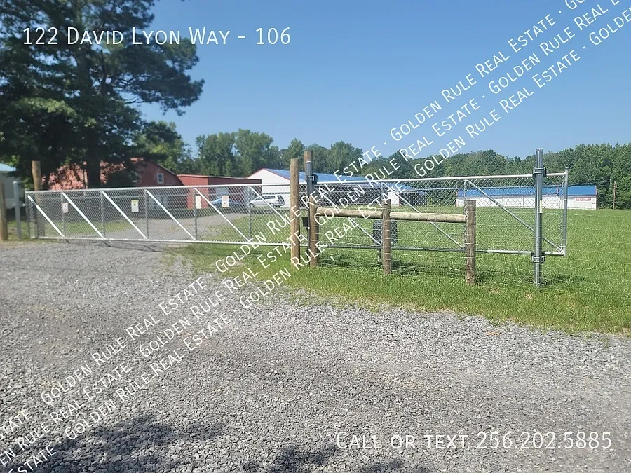 Studio, 640 sqft, $395 — Photo 4