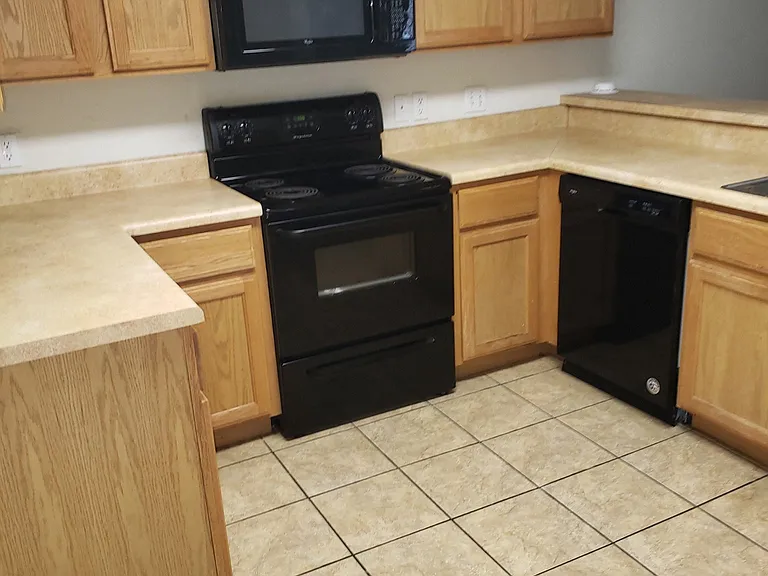 3304 Baltimore Ave #3306 — Photo 5
