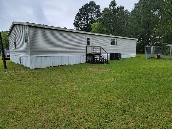 3rd image of 25120 Highway 301 N
