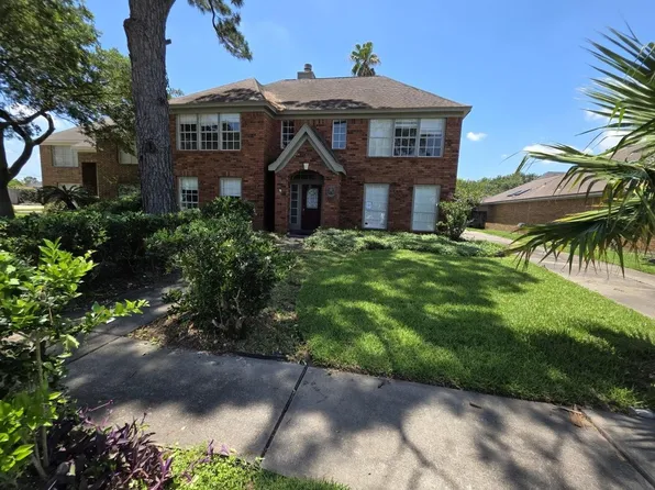 2106 Cherry Hills Dr, League City, TX 77573
