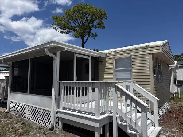 354 Daisy Ln #354, Titusville, FL 32780