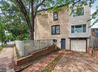 1526 Potomac Ave SE #B, Washington, DC 20003