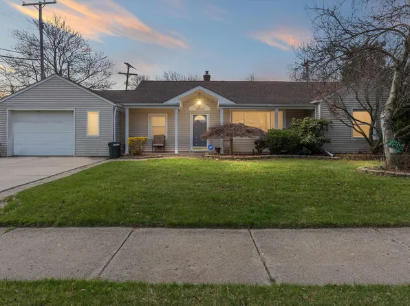 18030 Homer St, Roseville, MI 48066