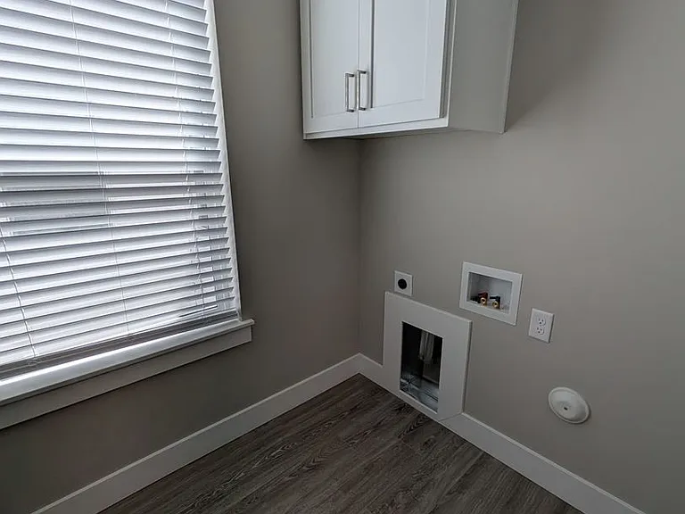 5560 Trueman #C — Photo 28