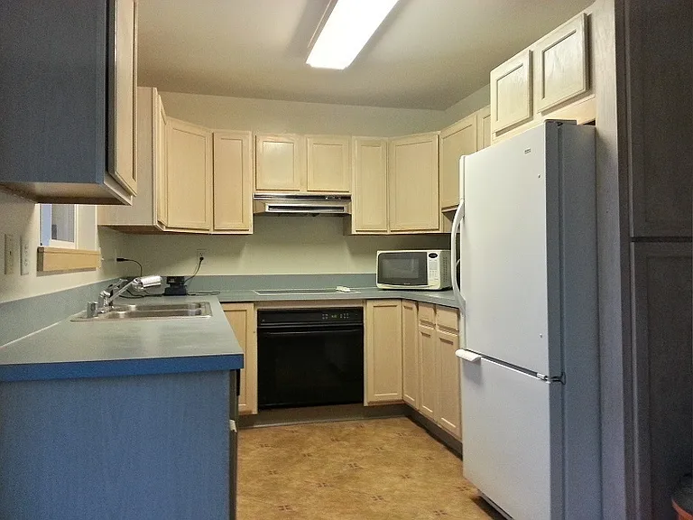 14608 SE 19th Pl — Photo 3