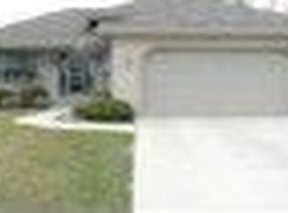2944 Burge Dr, Crown Point, IN 46307