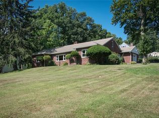 201 Oak Hill Dr, Nyack, NY