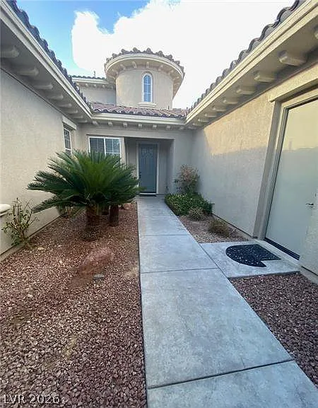 4 bed, 3.5 bath, 3402 sqft, $5,495 — Photo 3