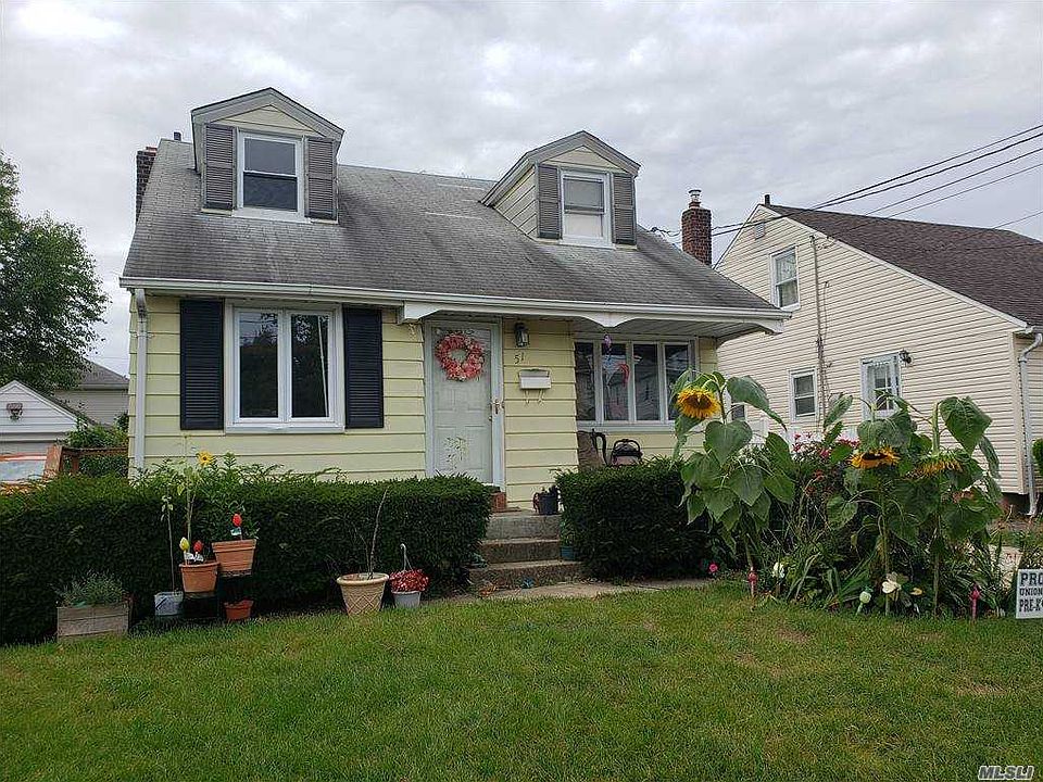 1st image of 51 Holly Ave