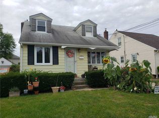 51 Holly Ave, Hempstead, NY 11550