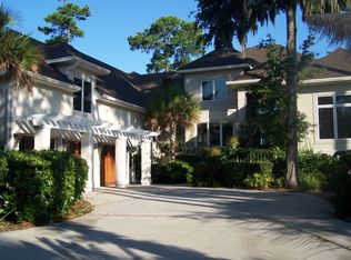 39 Ribaut Dr, Hilton Head Island, SC 29926