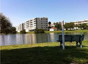 4th image of 6425 Shoreline Dr APT 10304