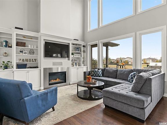 4th image of 14 Emerald Creek Dr