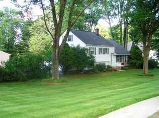 316 Malapardis Rd, Morris Plains, NJ 07950