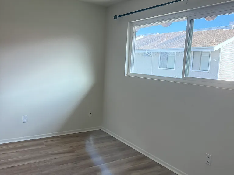 1912 Rockefeller Ln #201 — Photo 7
