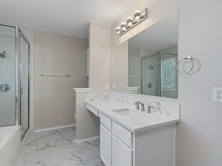 403 Lakemont Dr — Photo 16