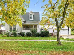 210 E Railroad Ave, Elliott, IL 60933