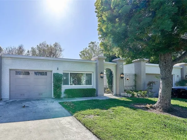 5394 Paseo Del Lago W Unit B, Laguna Woods, CA 92637