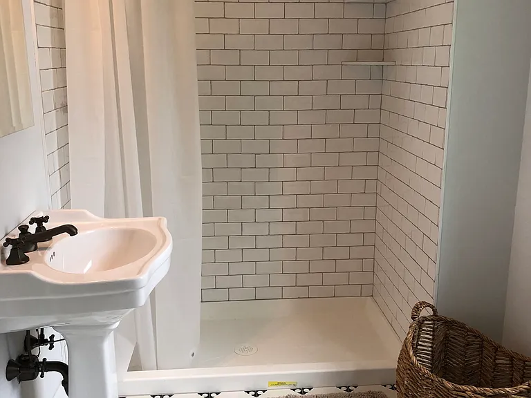 412 Carpenter St #1 — Photo 13