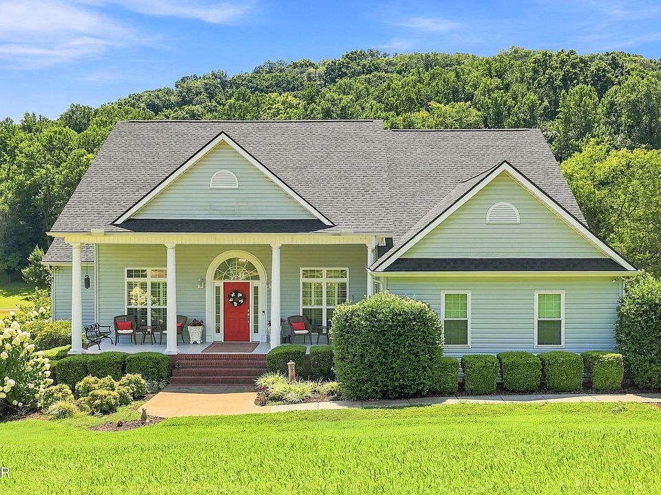 1st image of 219 Americana Ln