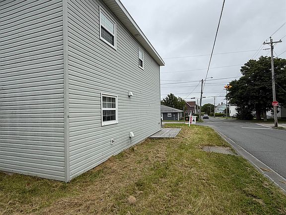 2nd image of 272/274 York St