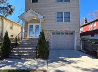 19 Henry St, Edison, NJ 08820
