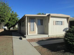 1074 W Johnston Ave, Hemet, CA 92543