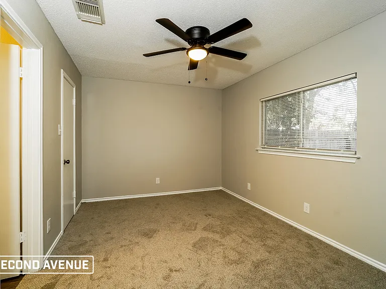 9410 Fulwood Trl — Photo 11