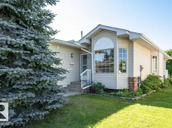 957 Youville Dr W, Edmonton, AB T6L 7E7