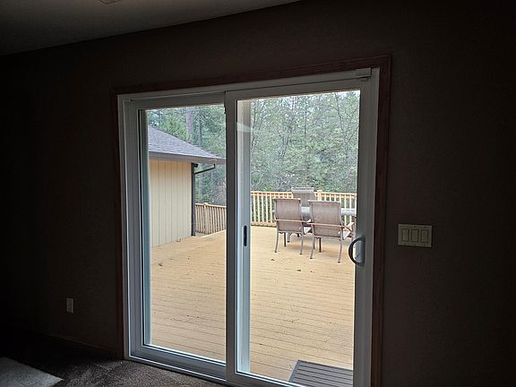 4th image of 6382 Log Cabin Ln #1