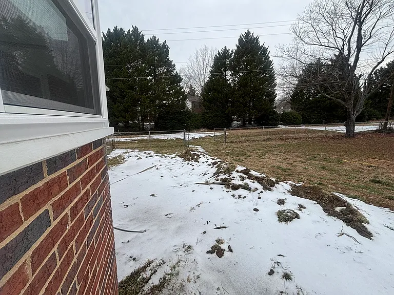 512 E Parker St — Photo 18