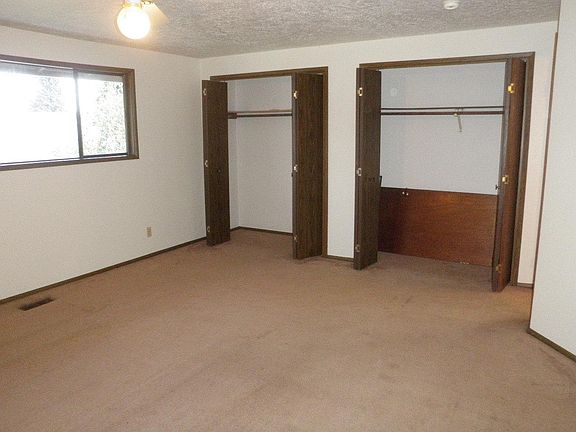 3rd image of 2510 E 8th St APT 2