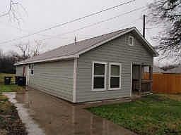2nd image of 2921 Village Creek Rd