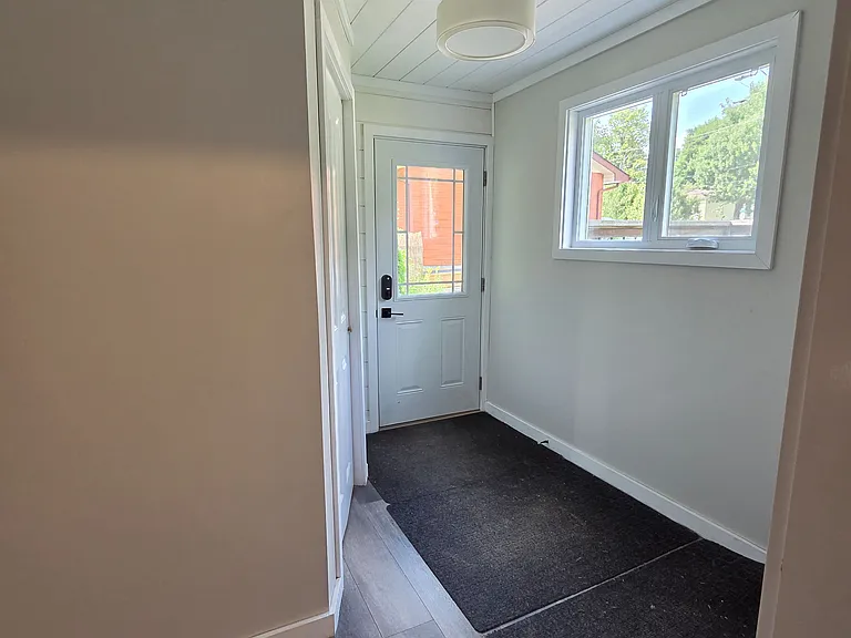 11 West Rd — Photo 25