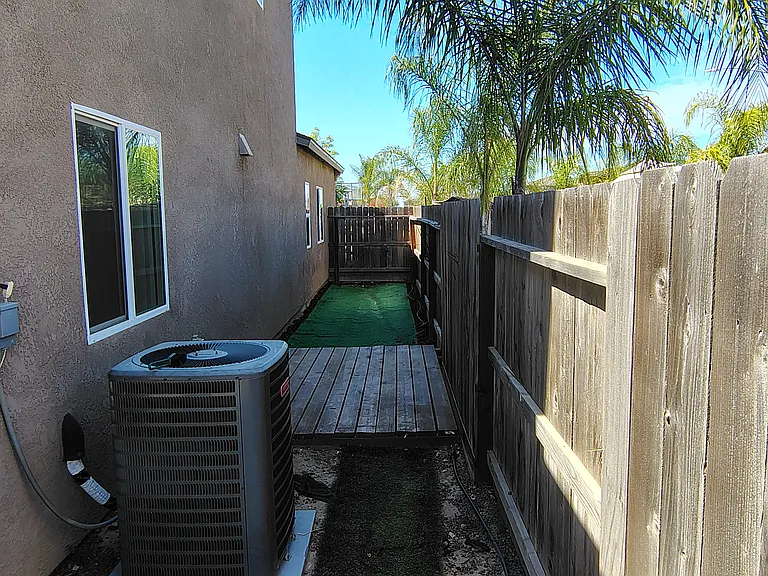 Side yard