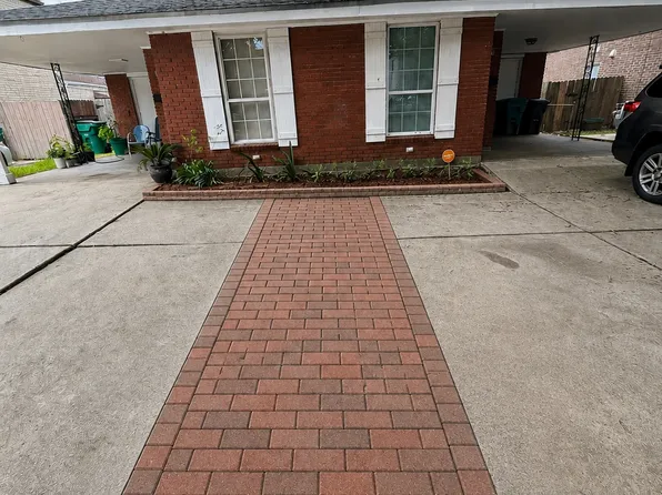 2510 Neyrey Dr, Metairie, LA 70001