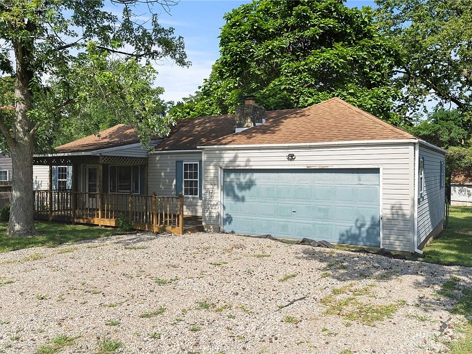 1st image of 6858 Catskill Dr