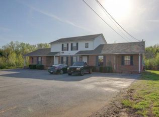 820 Golfview Pl, Clarksville, TN 37043