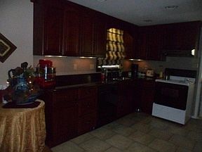 2nd image of 956 Pine Pl