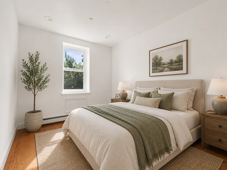 11-13 Irving Pl #3R — Photo 3