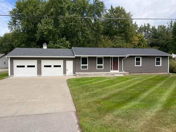 3319 Lauria Rd, Bay City, MI 48706