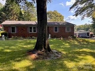 1st image of 1707 Northwoods Dr