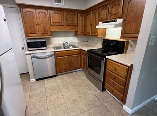 904 Red Saile Rd, Knoxville, TN 37909