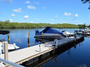 230 Newport Dr APT 606, Naples, FL 34114