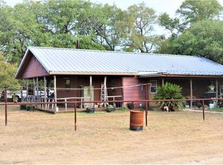 1390 Choctaw Ln, Kingsbury, TX 78638