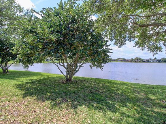 4th image of 2395 Bayhill Dr